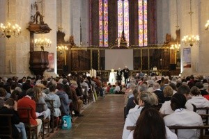 Temps d'accueil et de louange