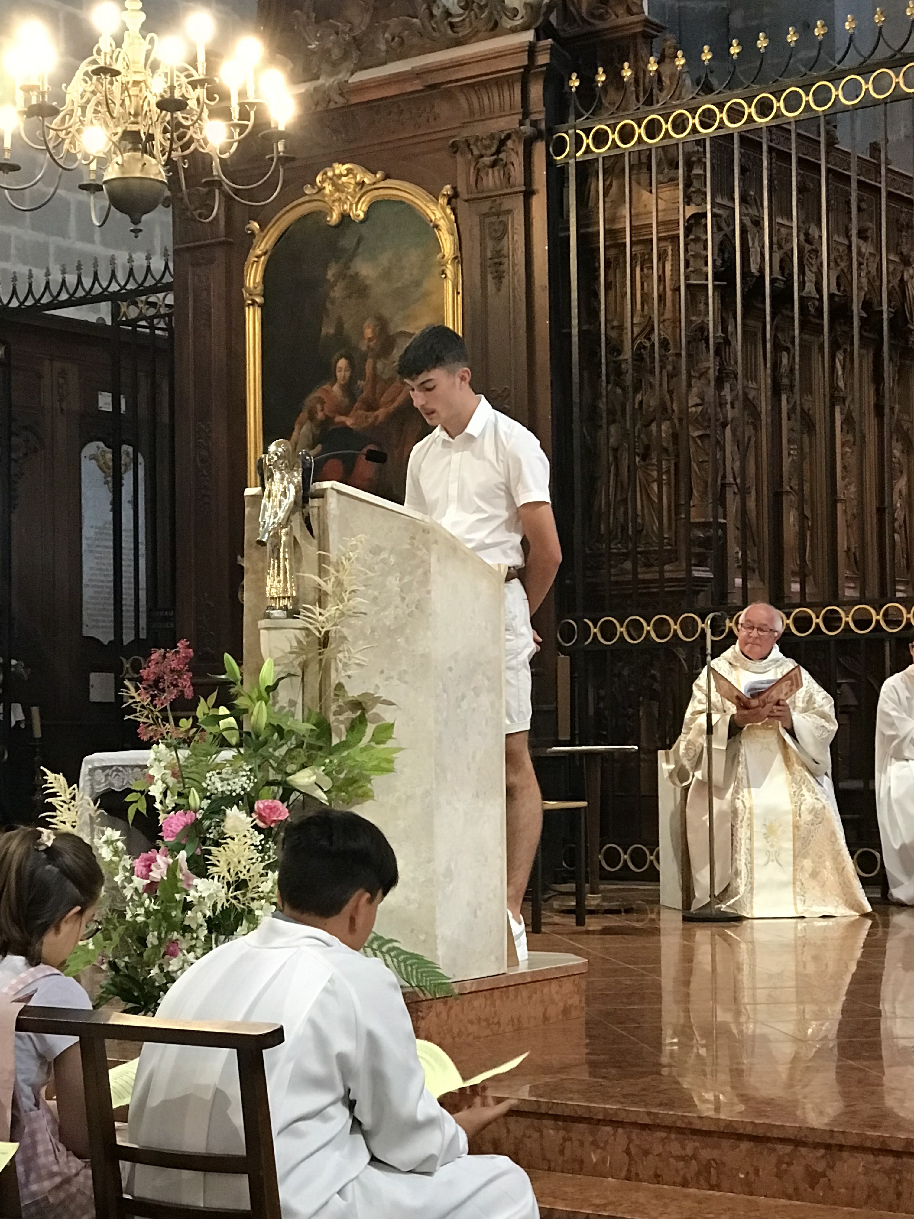 Baptême, 1ère communion et profession de foi des jeunes de Viry