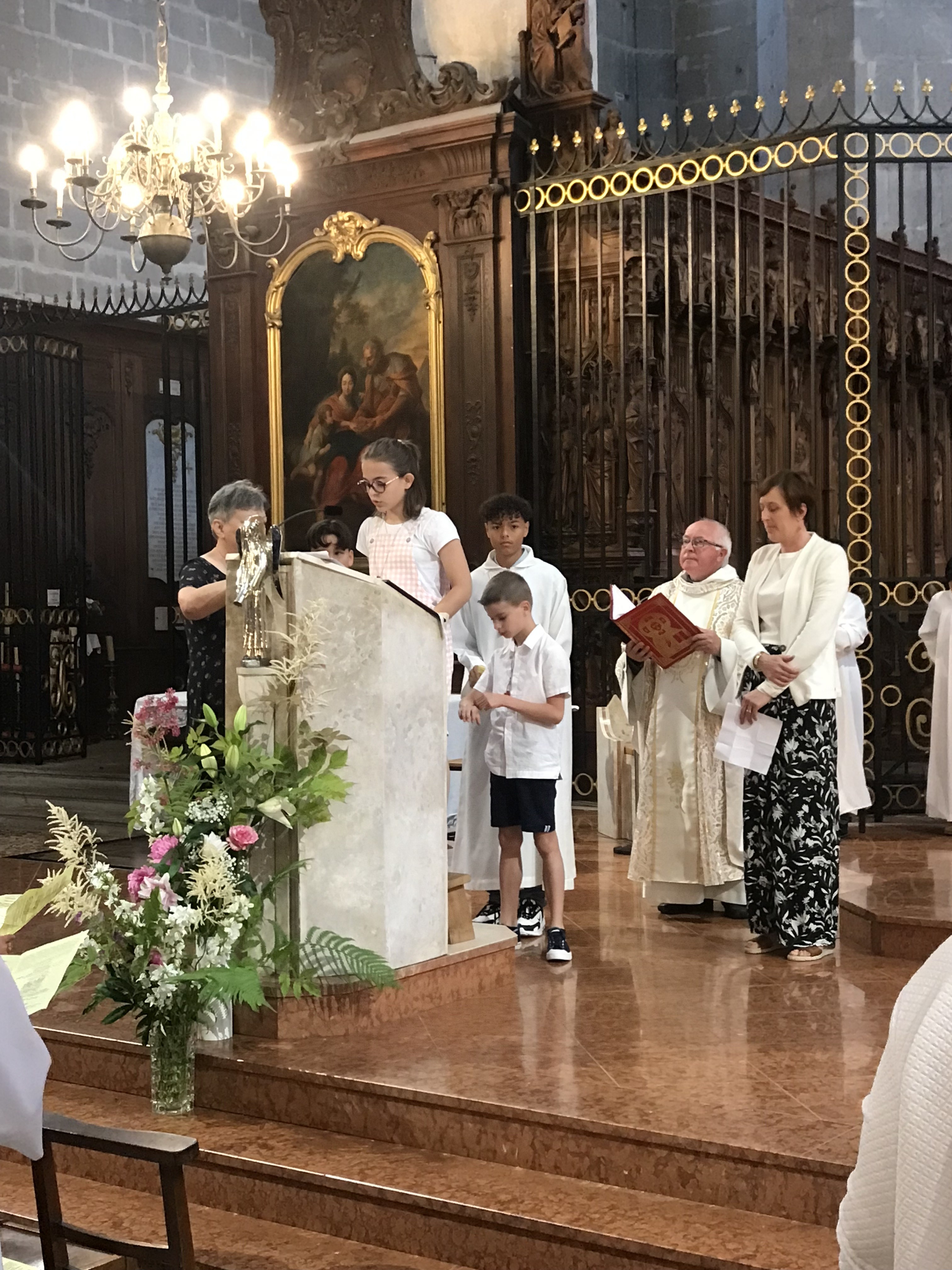 Baptême, 1ère communion et profession de foi des jeunes de Viry