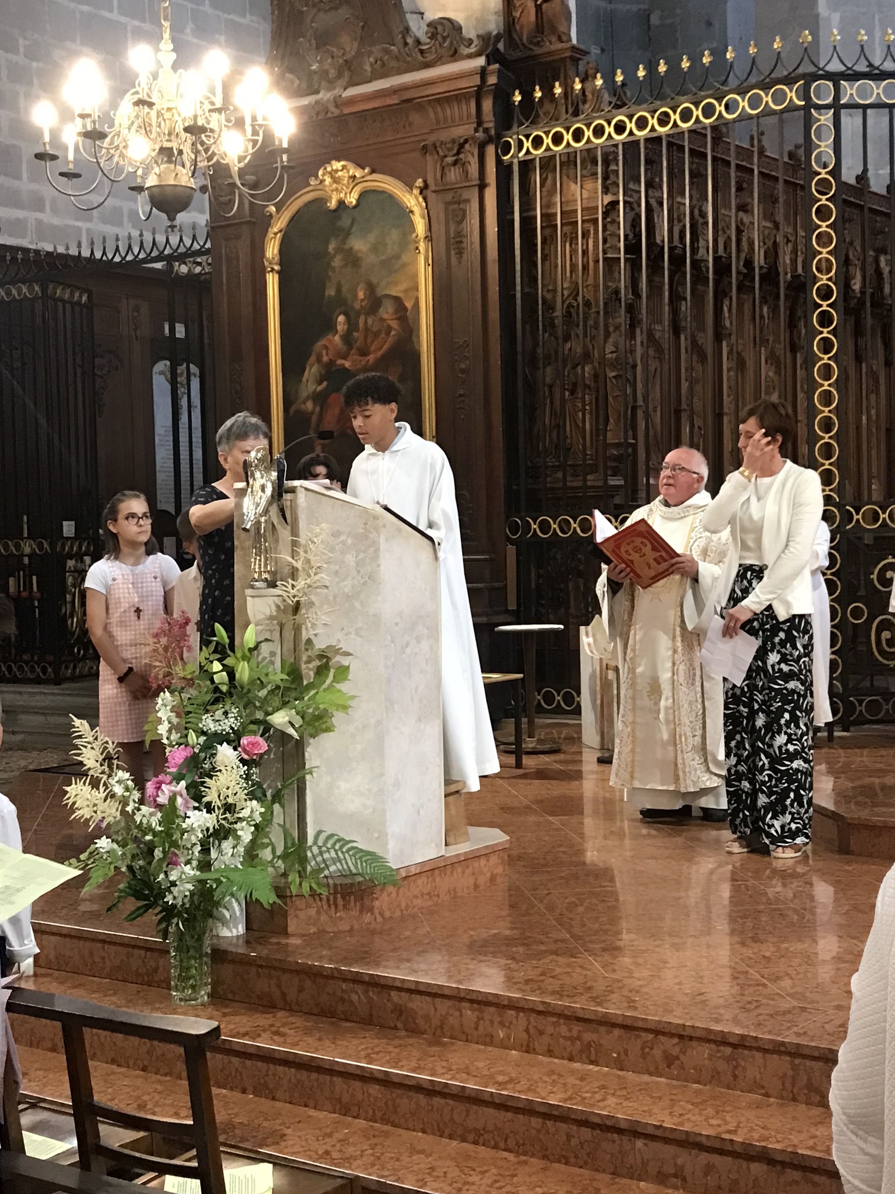 Baptême, 1ère communion et profession de foi des jeunes de Viry