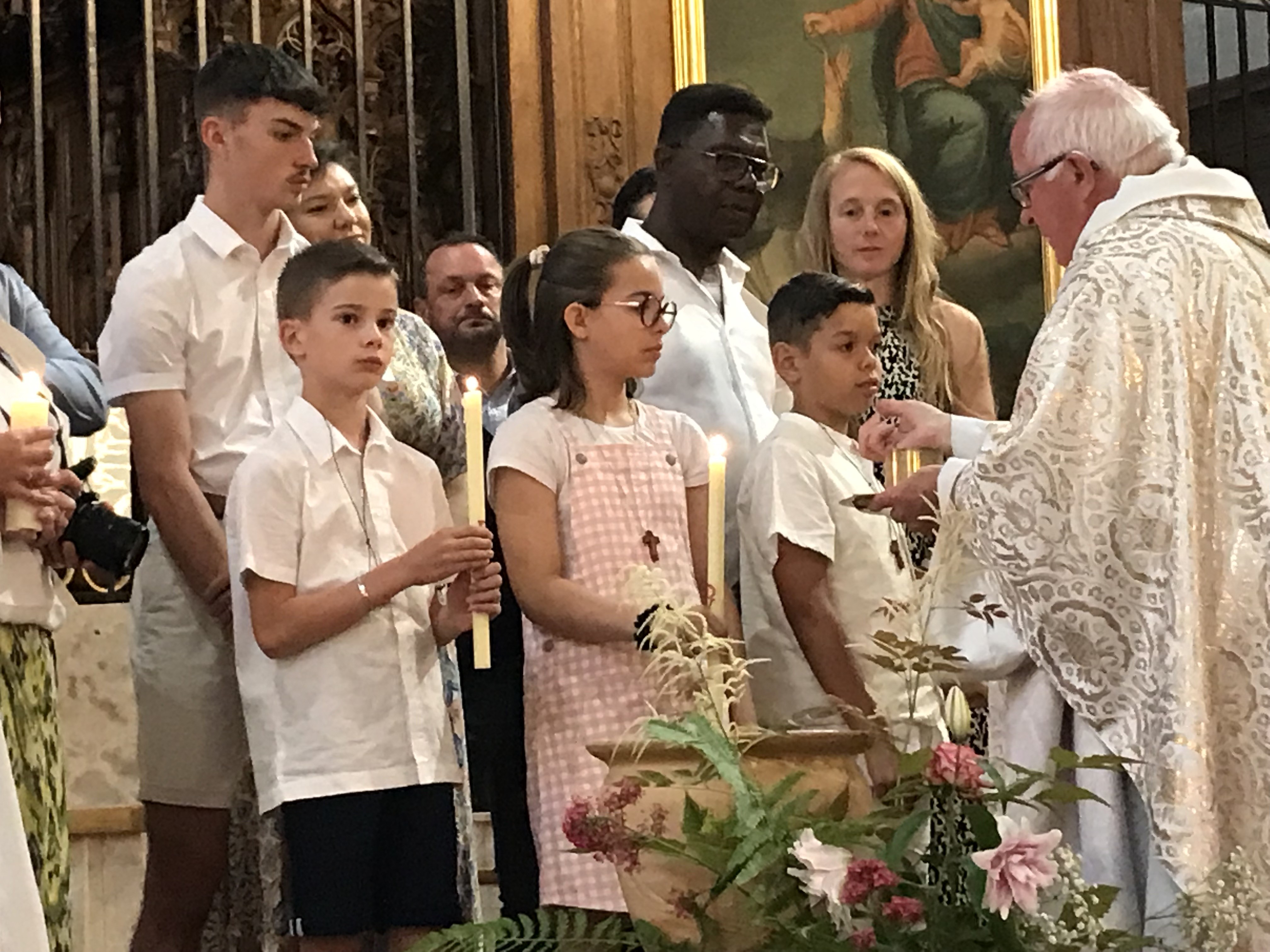 Baptême, 1ère communion et profession de foi des jeunes de Viry