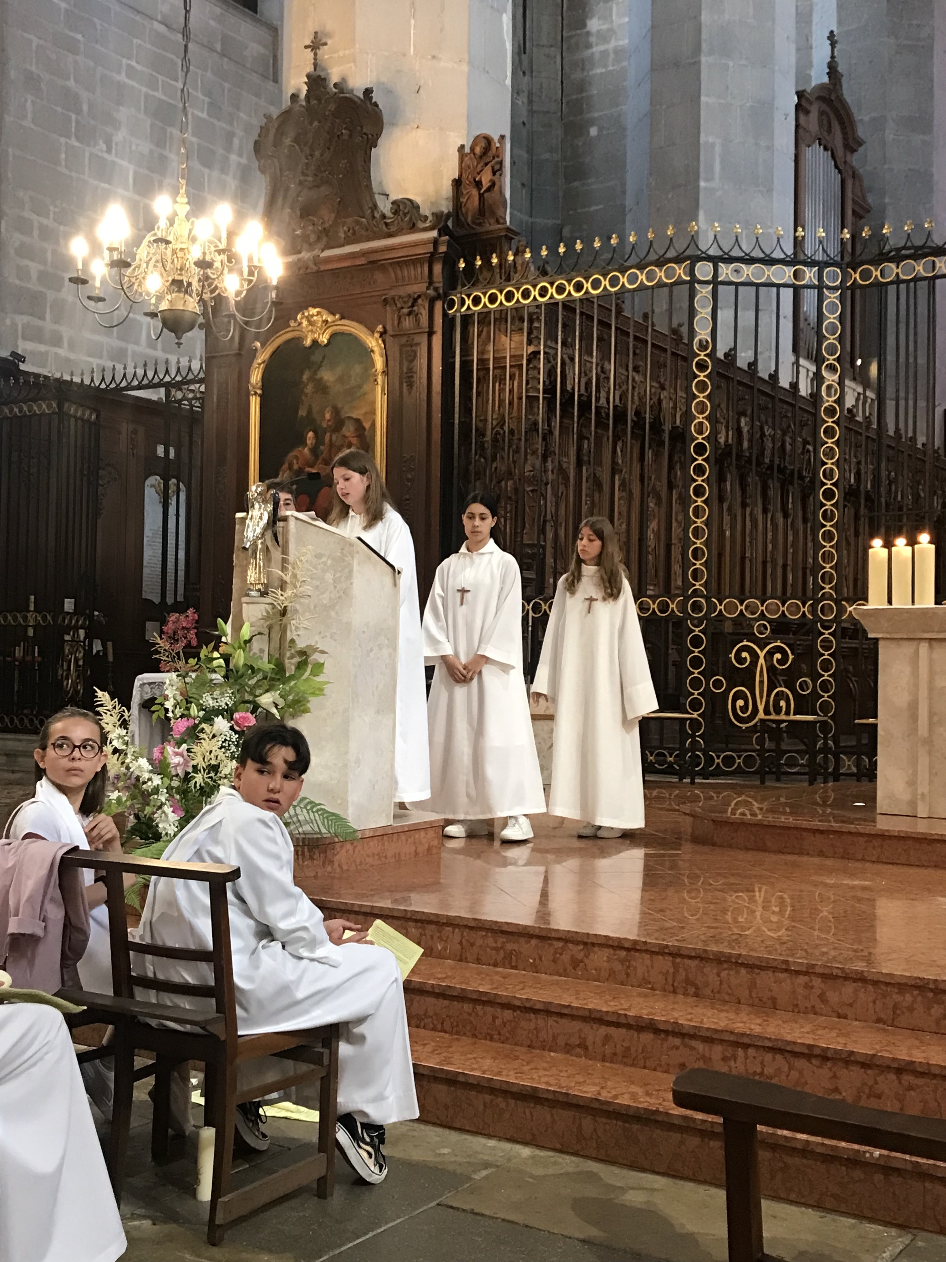 Baptême, 1ère communion et profession de foi des jeunes de Viry