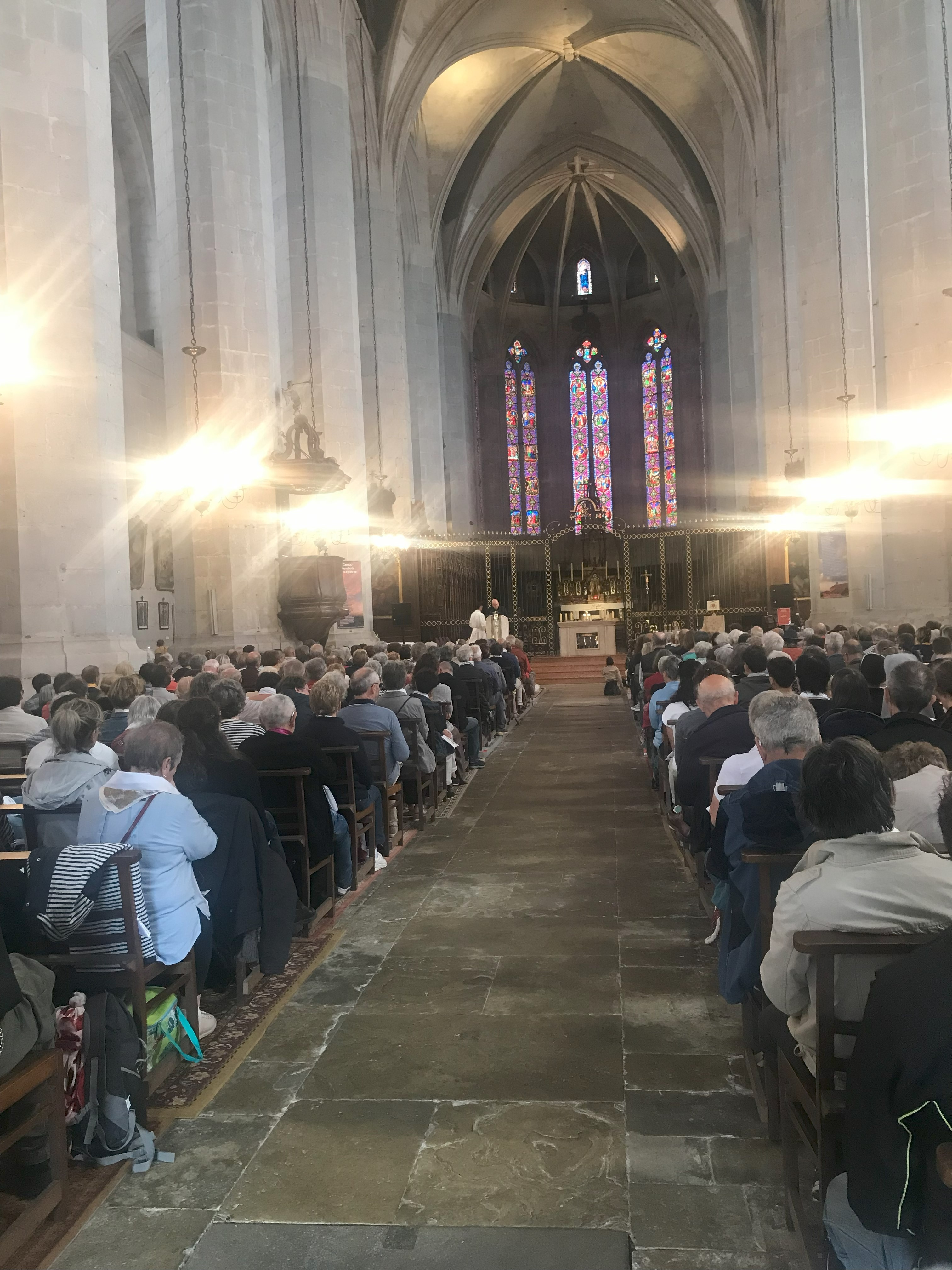 Temps d'accueil et de louange