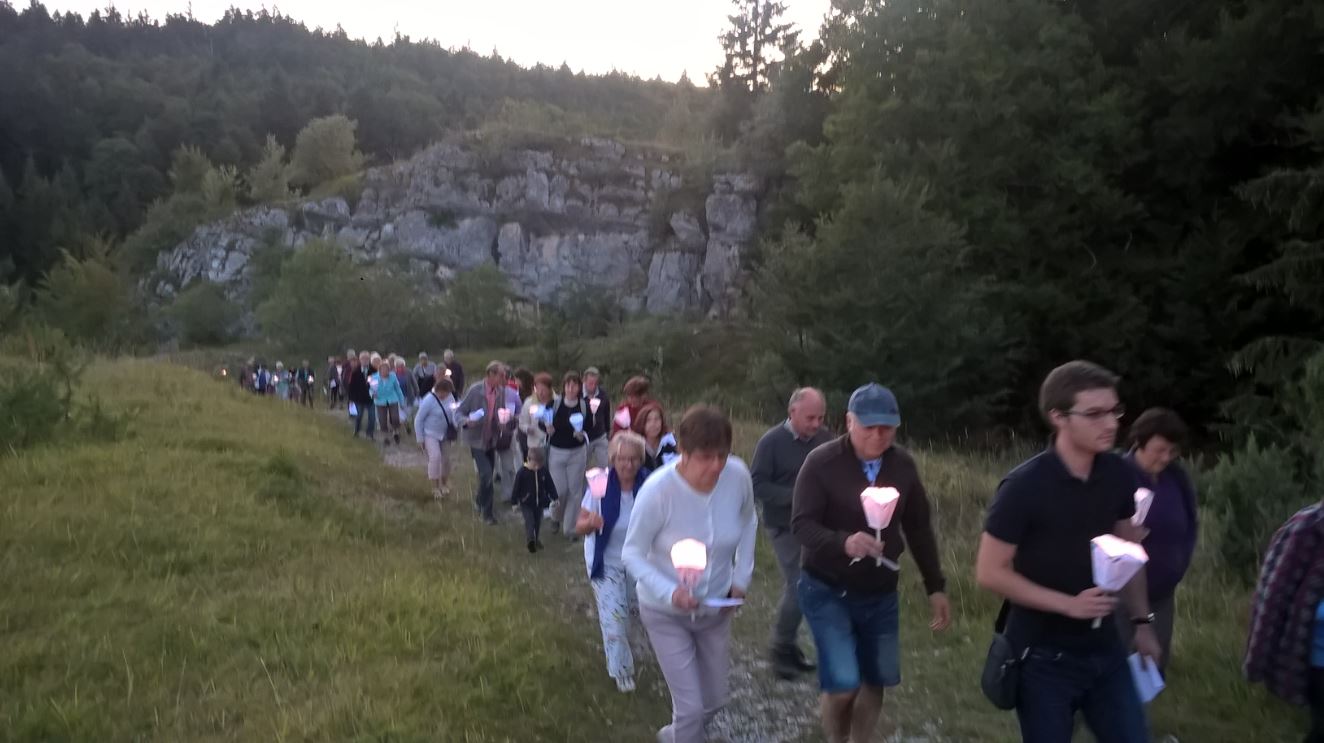 Procession aux flambeaux