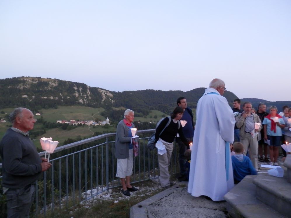 Procession aux flambeaux