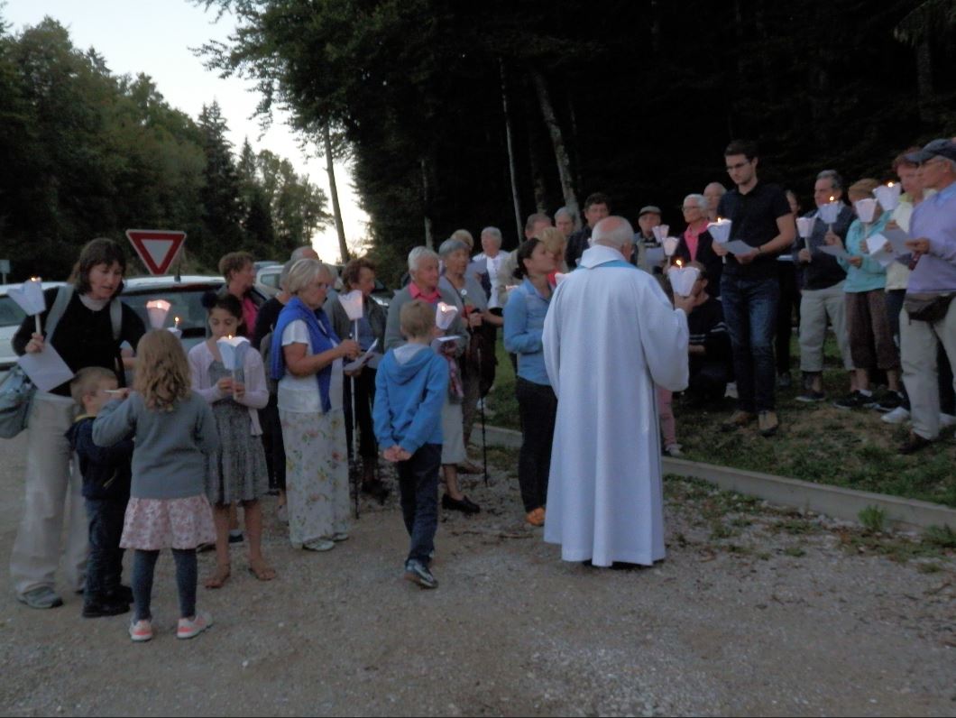 Procession aux flambeaux